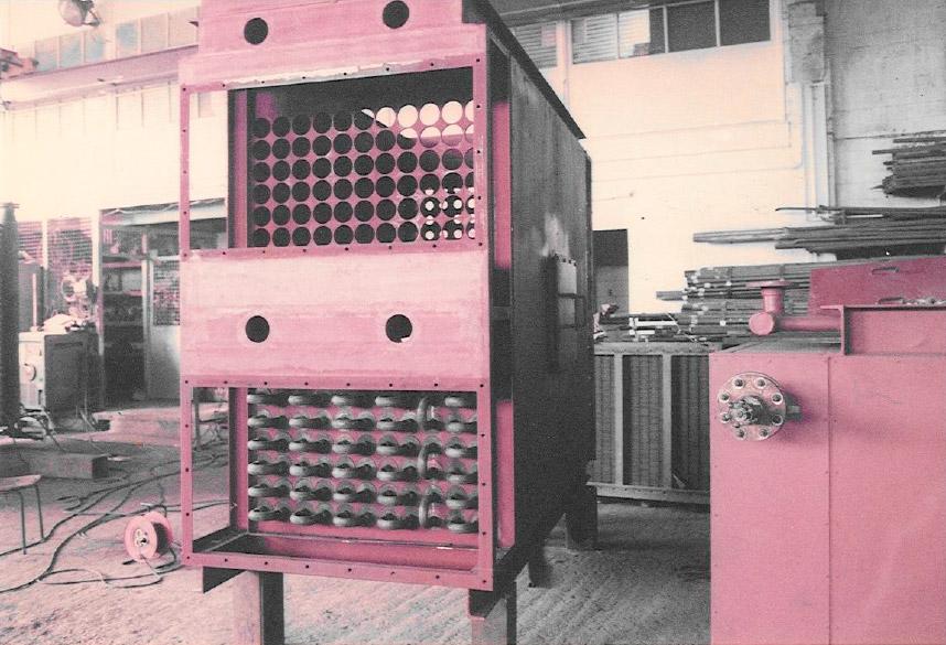 Economizador con tubos AAC70/38 para Henkel Iberica S.A.
